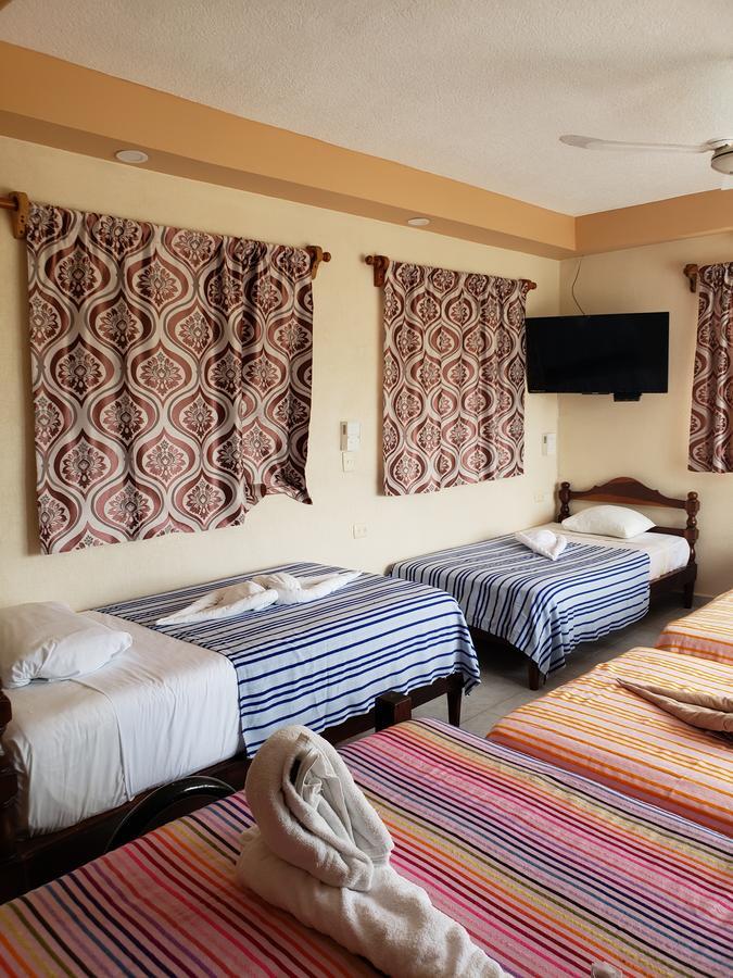 Hotel Cuarto Camino Playa Del Carmen Extérieur photo