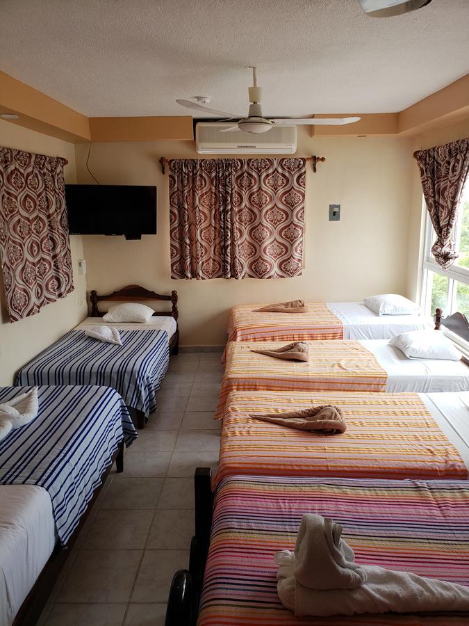 Hotel Cuarto Camino Playa Del Carmen Extérieur photo